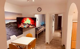 Felix Living 10, Modern & Cozy, 3 Zimmer, Terrasse, Parkplatz